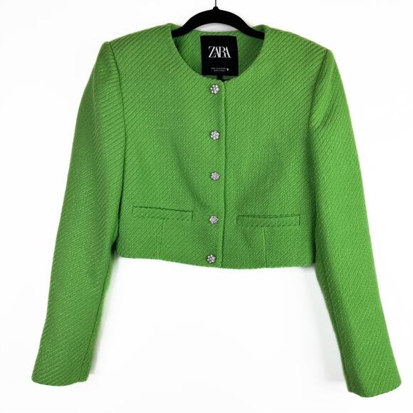 Zara Green Textured Cropped Decorative Button Jacket. - Picture 5 of 9
